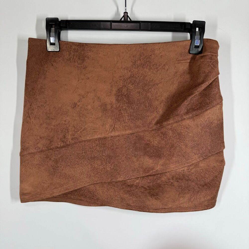 Free people faux suede leather print women’s micro mini skirt size 0 NWOT